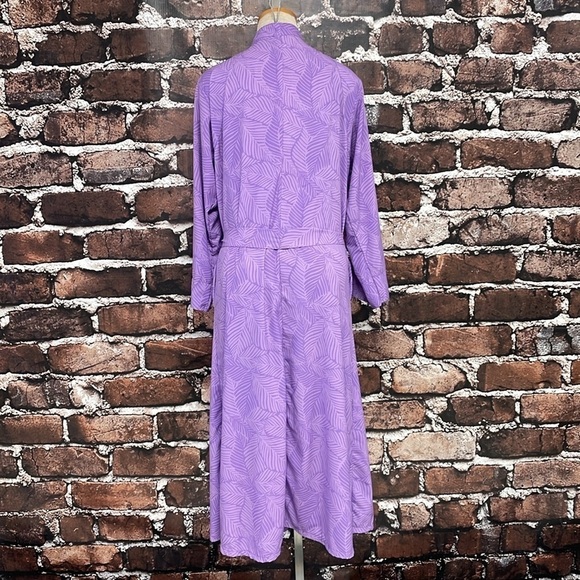 Clo Intimo Robe Women's M Medium Purple Amethyst Orquid Entanto Long Robe NWT - Picture 11 of 15